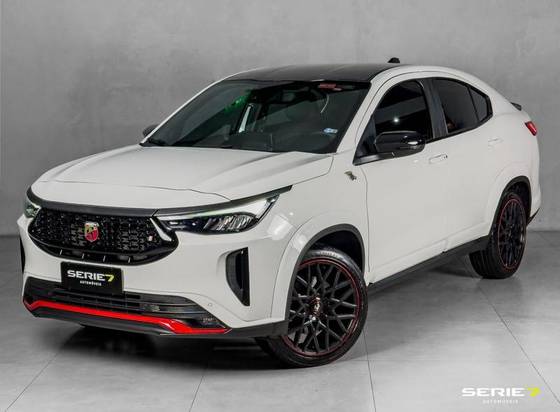 FIAT FASTBACK 1.3 TURBO 270 FLEX ABARTH AT6 FIAT FASTBACK 1.3 TURBO 270 FLEX ABARTH AT6